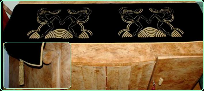 Dancing Girls runner in black velvet with goldillustration and  gold piping detail
